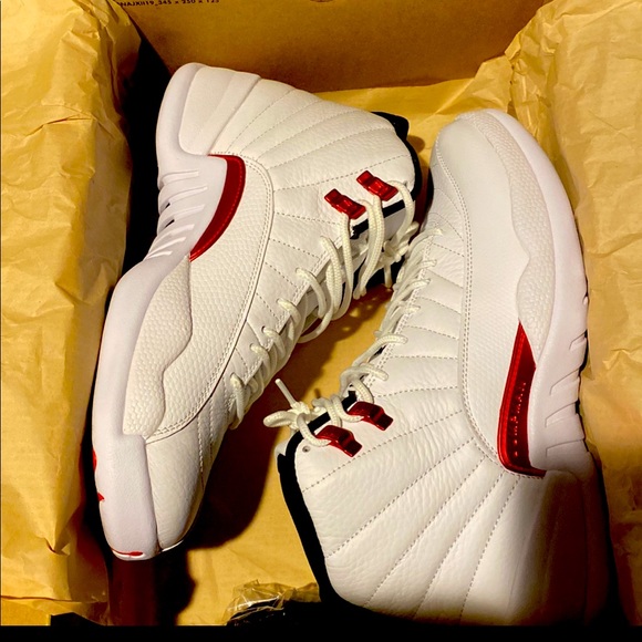Jordan 12 twist red